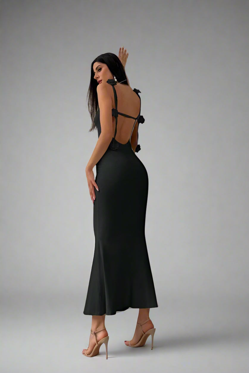 Vestido Longo com Alças Finas e Costas Abertas - Dália