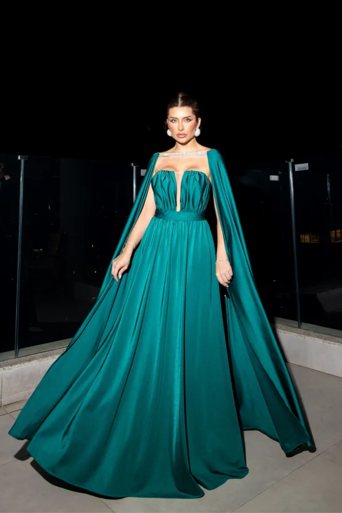 Vestido Longo Tomara-Que-Caia Com Capa - Marcela