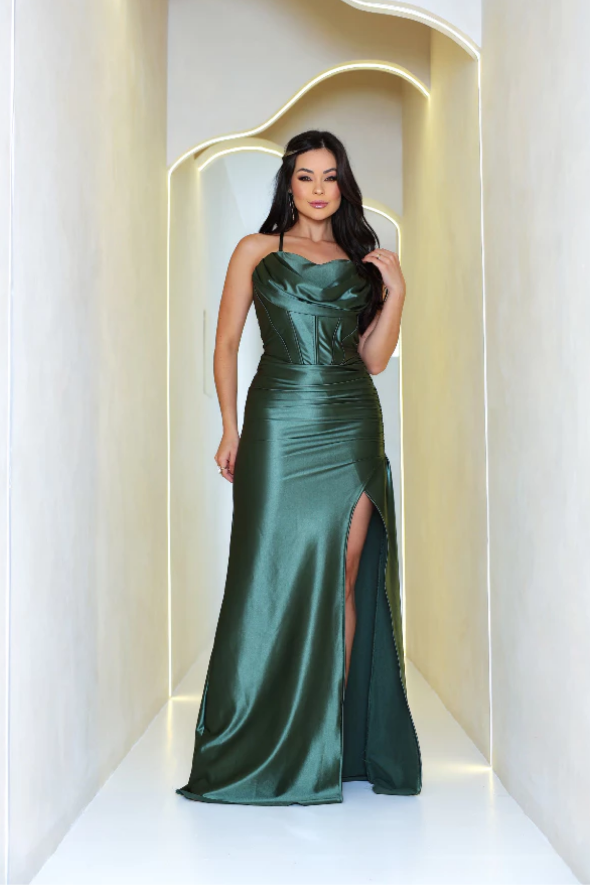 Vestido Longo Alças Finas e Costas Abertas - Betina