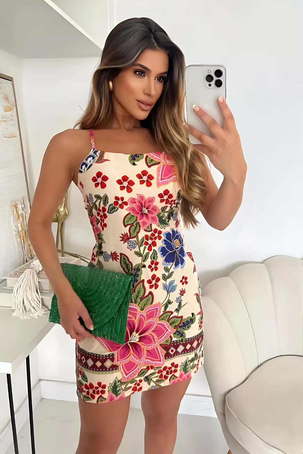 Vestido Curto com Alça Fina Estampado - Stefanny