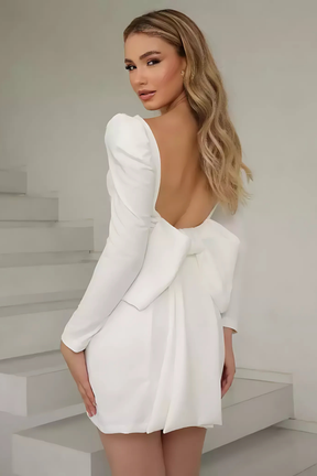 Vestido Curto de Noivado Com Laço Nas Costas e Manga Princesa - Yasmin