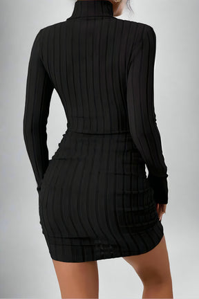 Vestido Curto Cassandra 